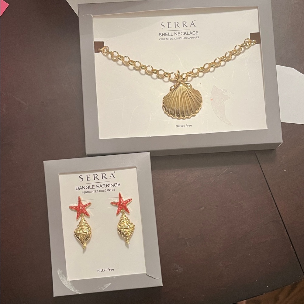 Serra Gold Shell Necklace With Red Starfish Earrings